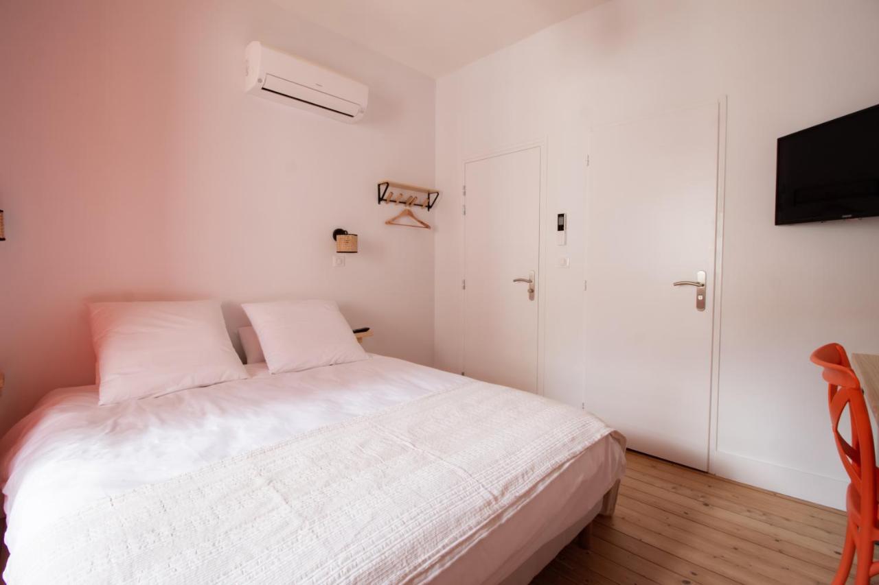 Le Coursarlon Aparthotel Bourges Bagian luar foto