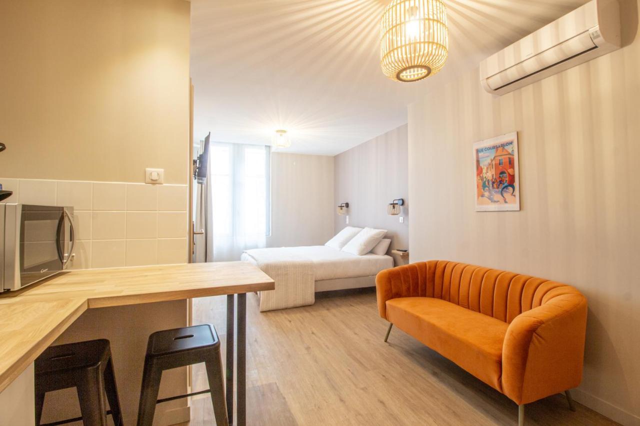 Le Coursarlon Aparthotel Bourges Bagian luar foto