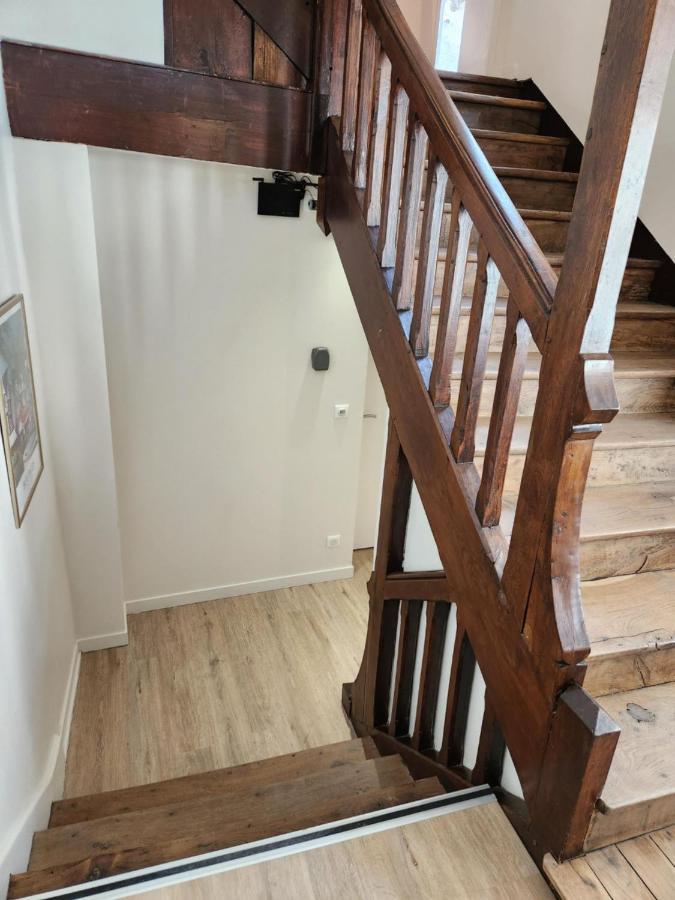 Le Coursarlon Aparthotel Bourges Bagian luar foto